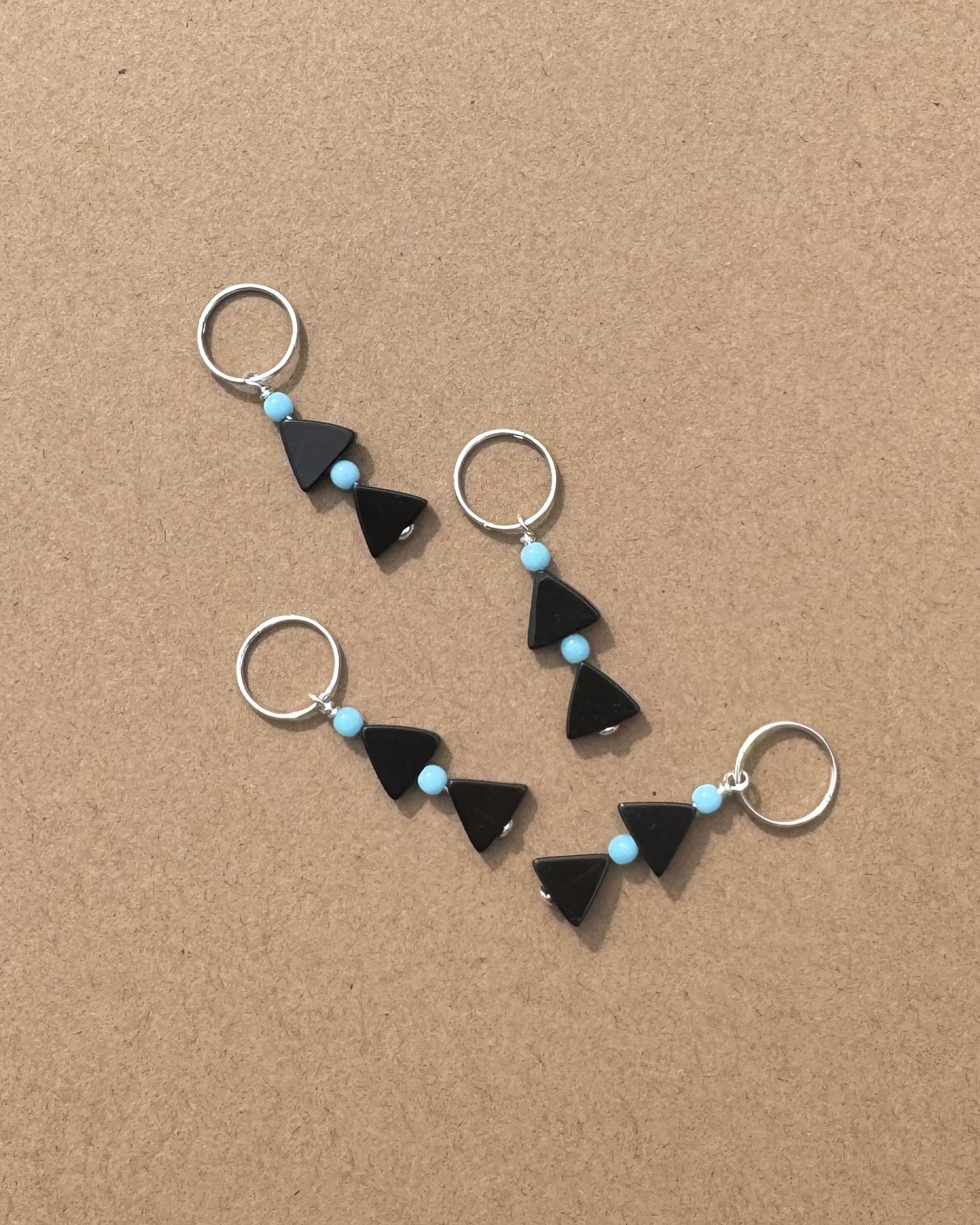 SAMPLE Triangle sleepers